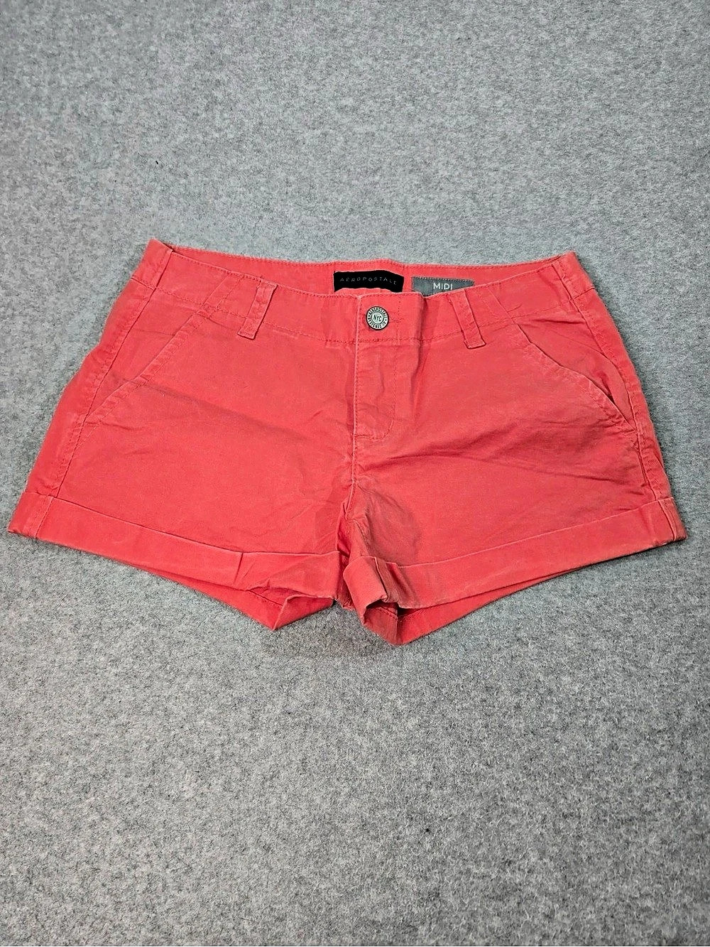 Aeropostale Women's Midi Coral Shorts Cuffed Size 6